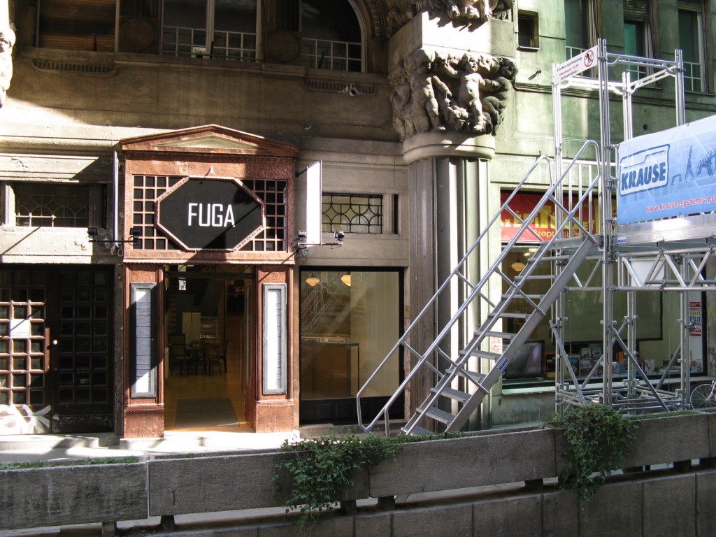 fuga9